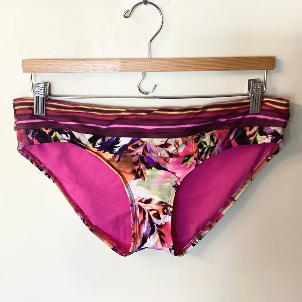NWT Title Nine Tropical Floral Print Bikini Bottom - Pink - L